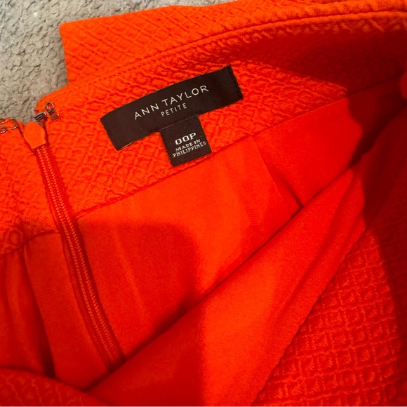 Bundle of 3 Summer Pencil Skirts J.Crew & Ann Taylor - Picture 5 of 7